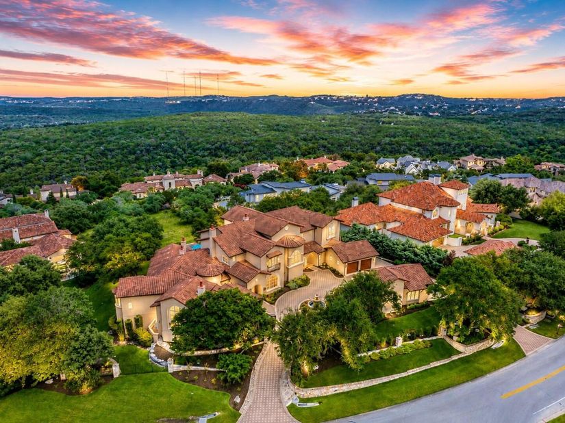1025 Marly WAY, Austin TX 78733