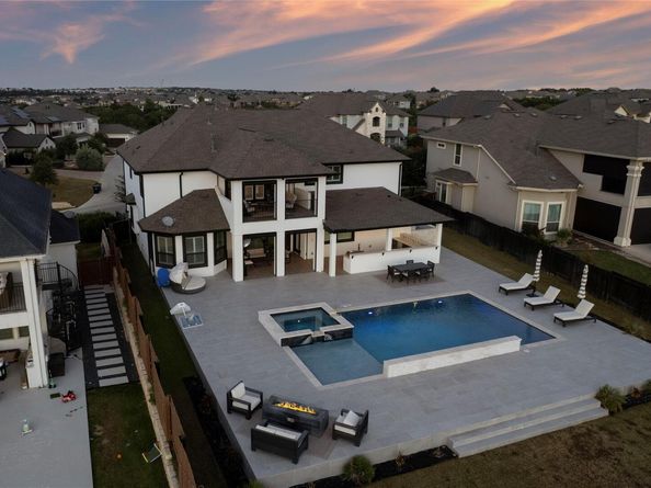 2513 Long Lasso PASS, Leander TX 78641