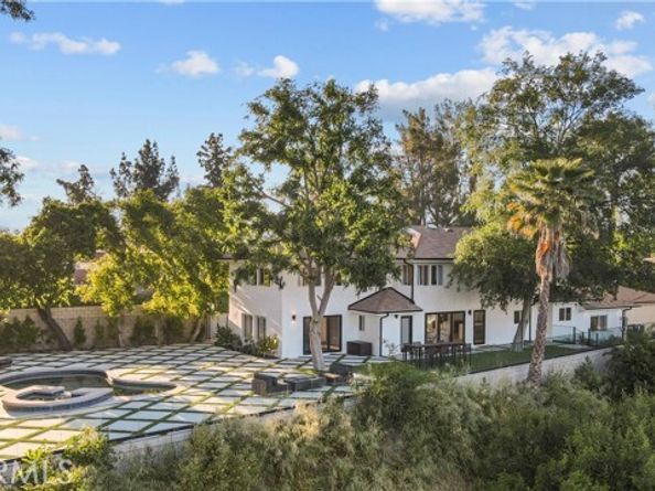 19538 Redwing, Tarzana (los Angeles) CA 91356