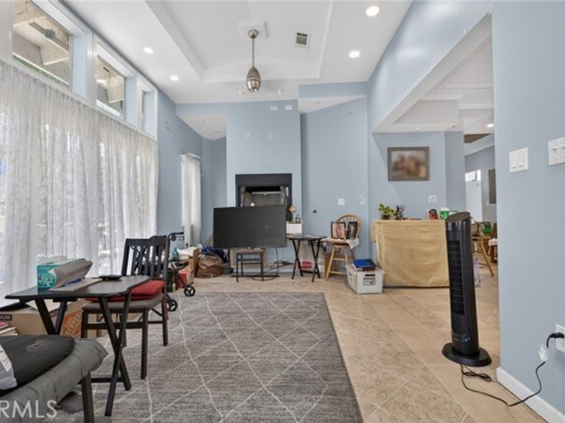 787 Terrace 49, Los Angeles CA 90042