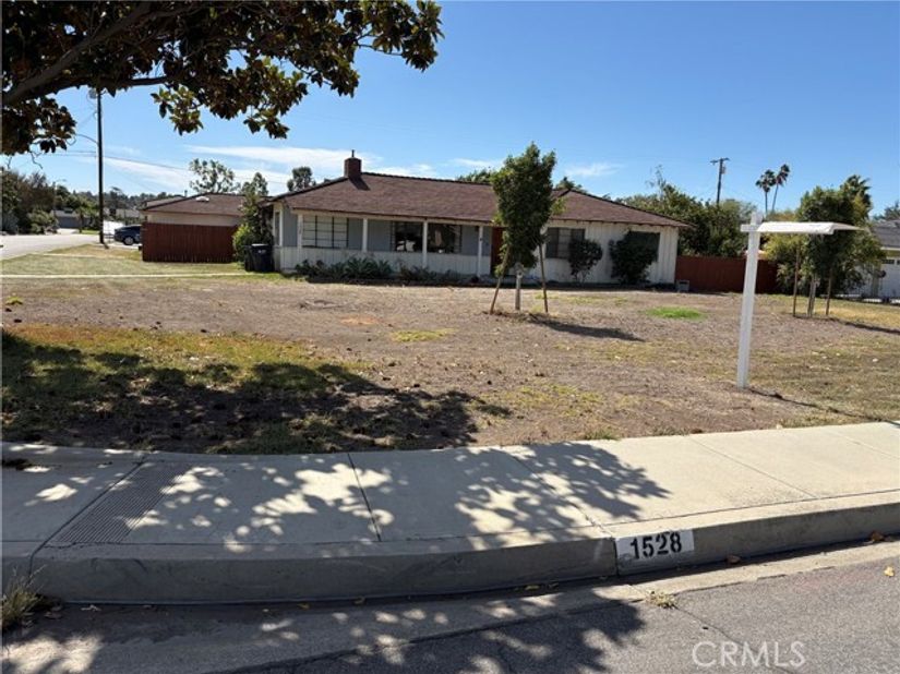 1528 E Vine, West Covina CA 91791