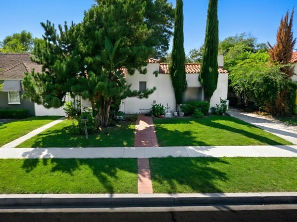 5851 Troost, North Hollywood (los Angeles) CA 91601