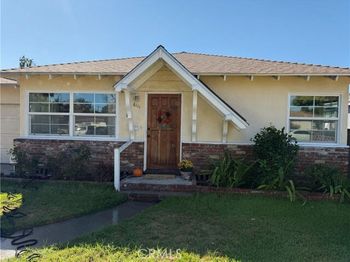 6111 Loma