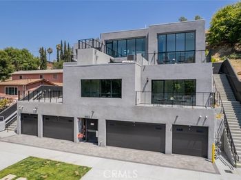 3682 Harriman Avenue