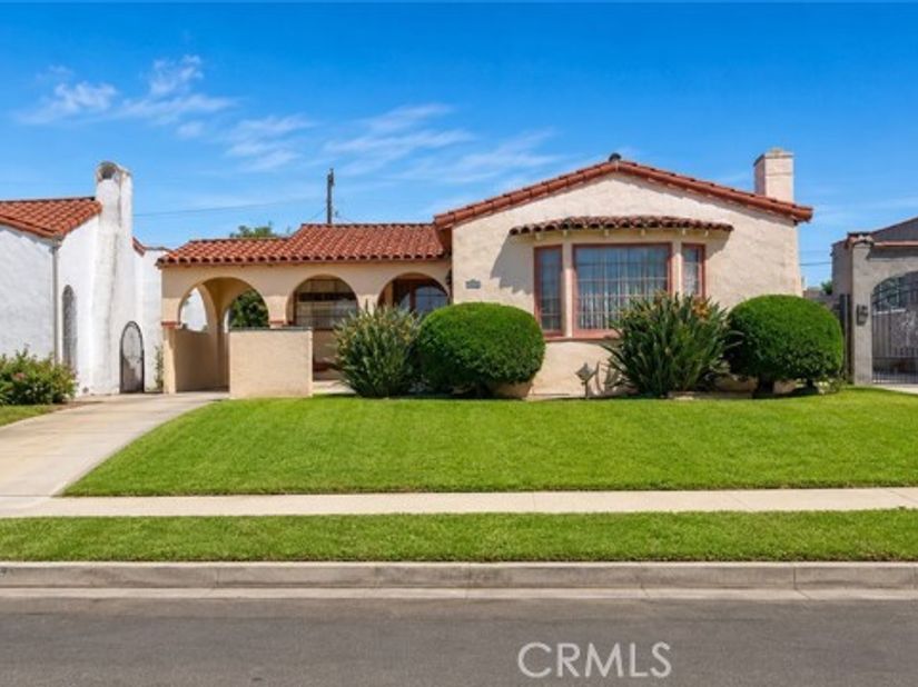 2112 W 77th, Los Angeles CA 90047