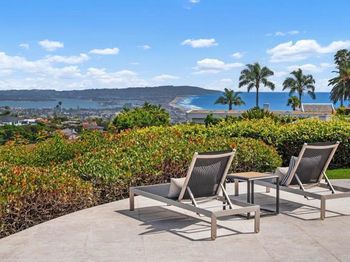 5875 La Jolla Mesa Drive
