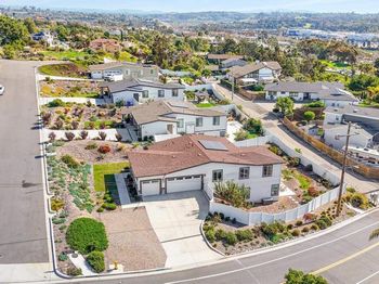 1858 Avocado Rd