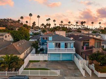 429 Nautilus Street