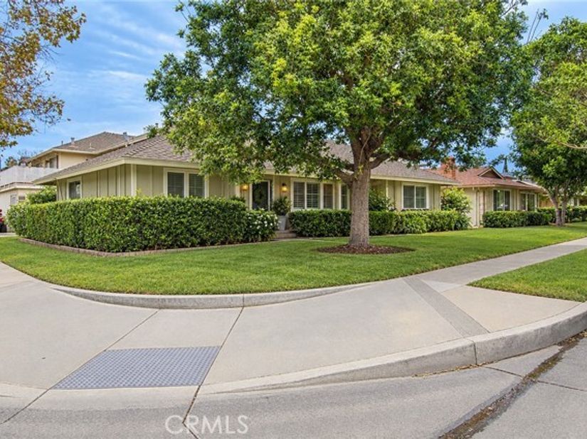 2731 W Orion Avenue, Santa Ana CA 92704