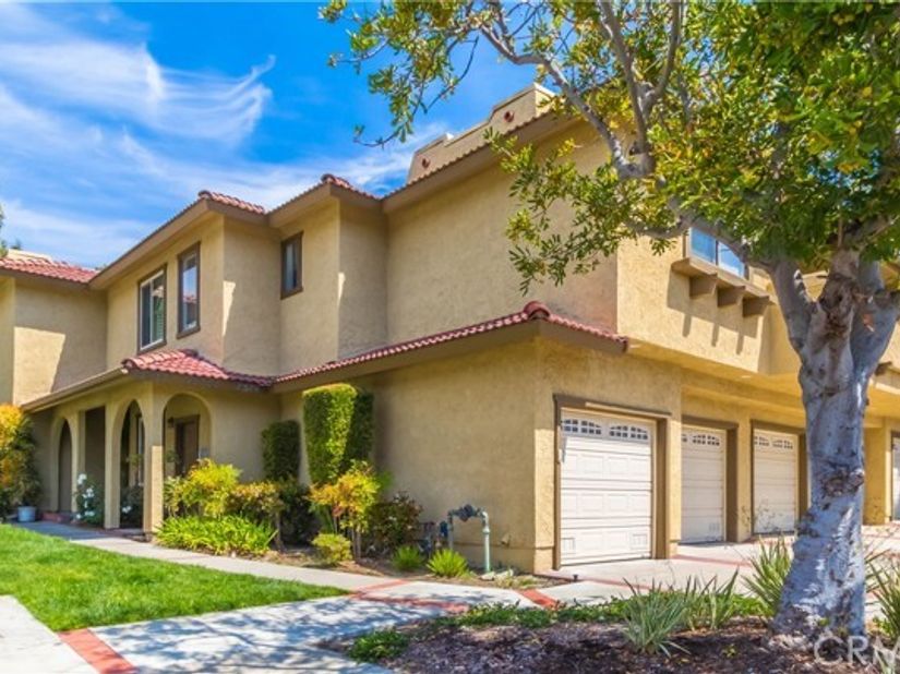 25261 Tanoak, Lake Forest (el Toro) CA 92630