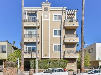 1316 Amherst