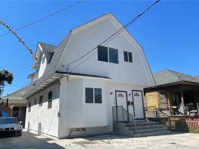 320 35th Street, Los Angeles CA 90011