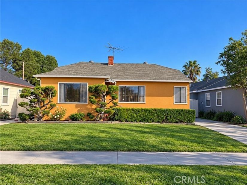 2210 Ximeno, Long Beach CA 90815