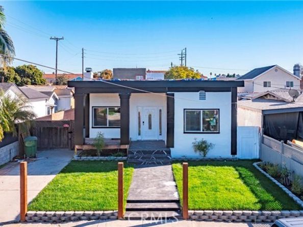 1262 N Lagoon, Wilmington (los Angeles) CA 90744