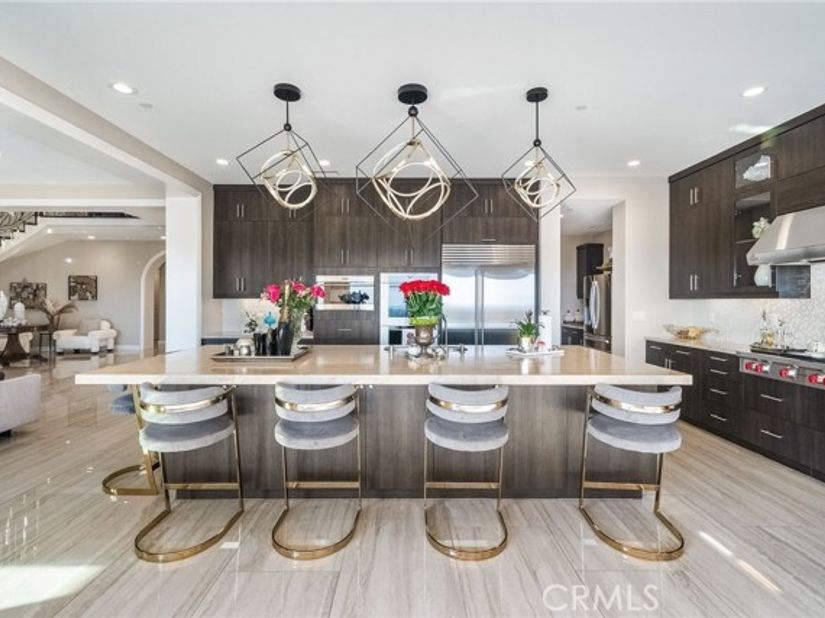 1132 Summit Oak, Lake Forest (el Toro) CA 92679