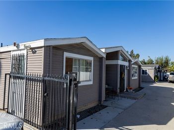 1113 W Mcfadden