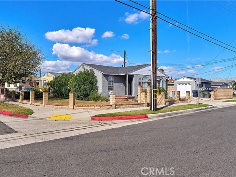 465 E 219th, Carson CA 90745