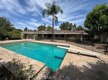 17410 Knapp Street