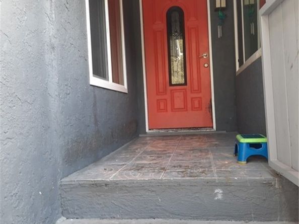 2066 el moran Street, Los Angeles CA 90039