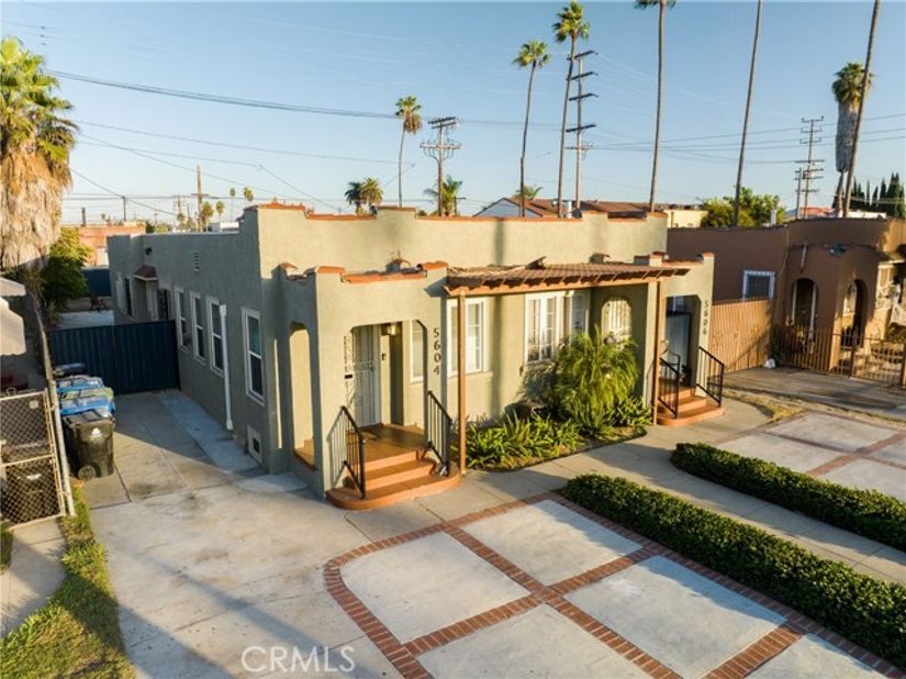 5604 S Manhattan Place, Los Angeles CA 90062