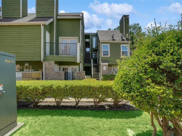 9815  Walnut Street  214, Dallas Texas 75243