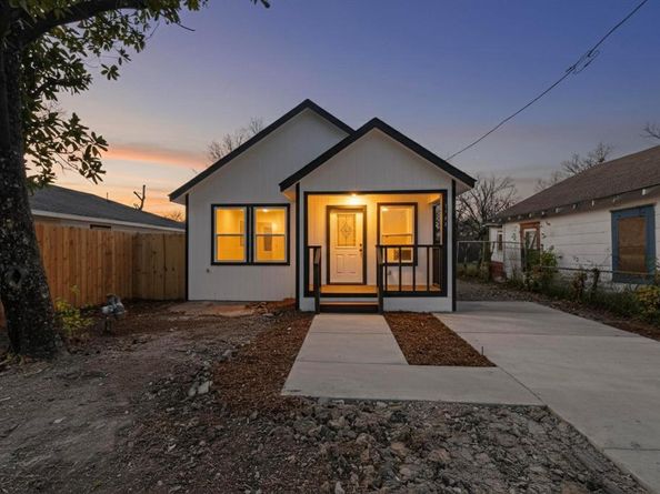 1541  Caldwell Street , Dallas Texas 75223