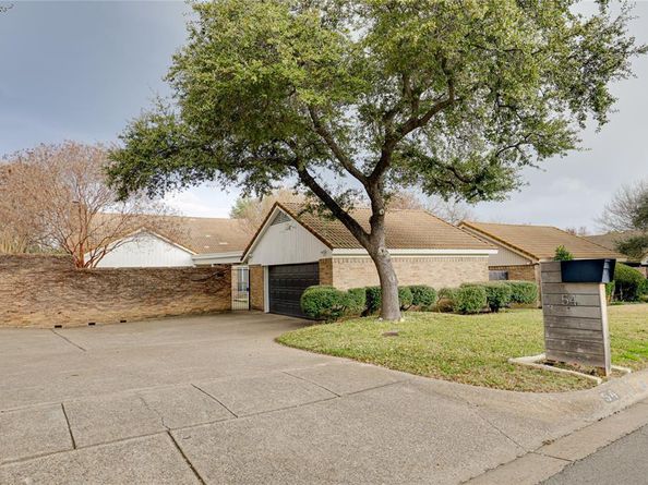 54  Legend Road , Benbrook Texas 76132