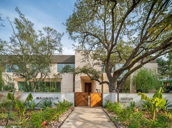 10920  Strait Lane , Dallas Texas 75229