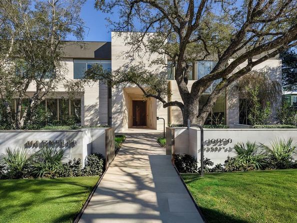 10920  Strait Lane , Dallas Texas 75229