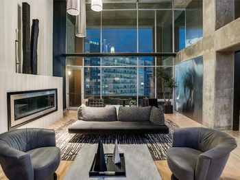 2011  Cedar Springs Road 