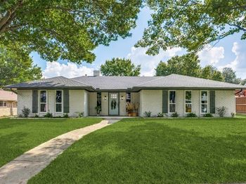 2700  Mollimar Drive 