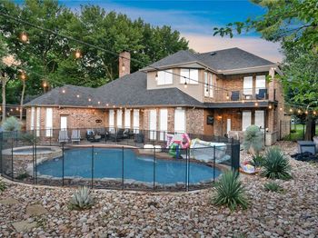 2304  Fairway Circle 