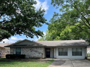 905  Northshore Drive 