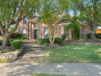 1718  Lake Bluff Drive 