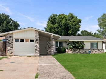 2621  Burning Tree Lane 
