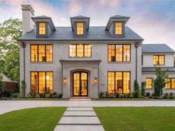4405  Wildwood  