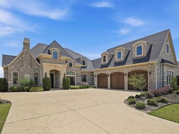 6215  Lakeside Drive 