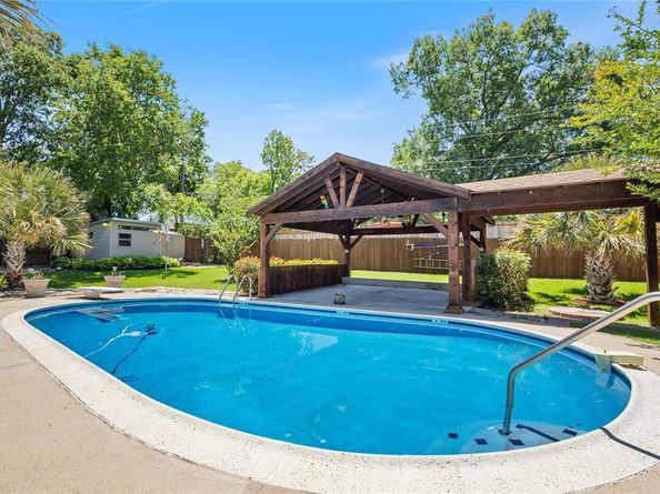 1101  Montego Road , Fort Worth Texas 76116