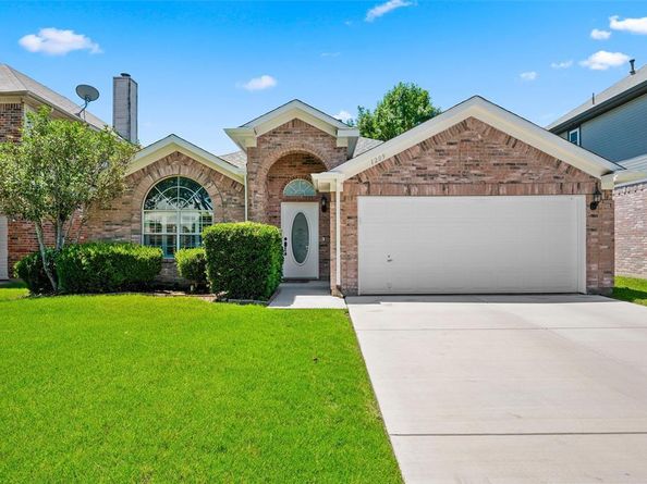 1209  Secretariat Drive , Grand Prairie Texas 75052