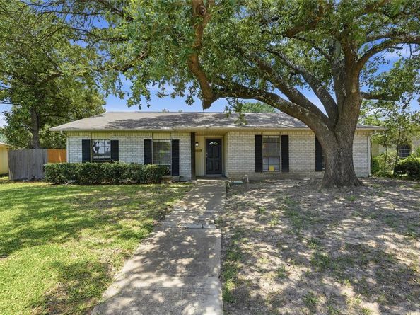 3517  Knoll Point Drive , Garland Texas 75043