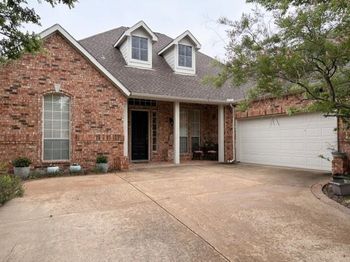 701  Crabapple Way 