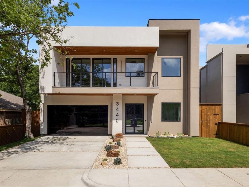 3440  Crossman Avenue , Dallas Texas 75212