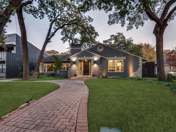 1518  Oak Knoll Street , Dallas Texas 75208