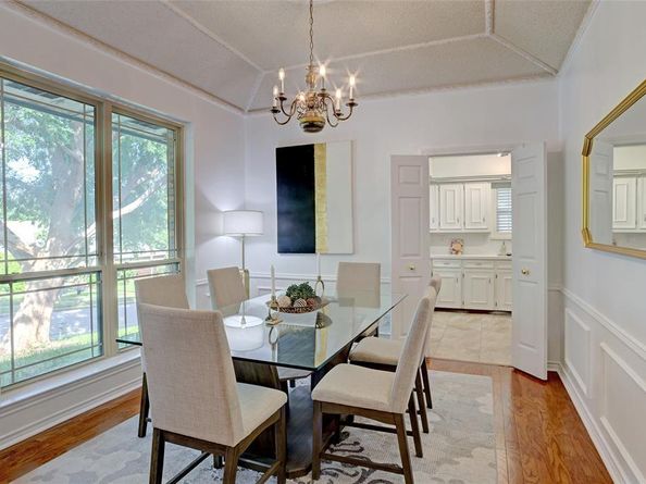 2918  Apple Valley Drive , Garland Texas 75043