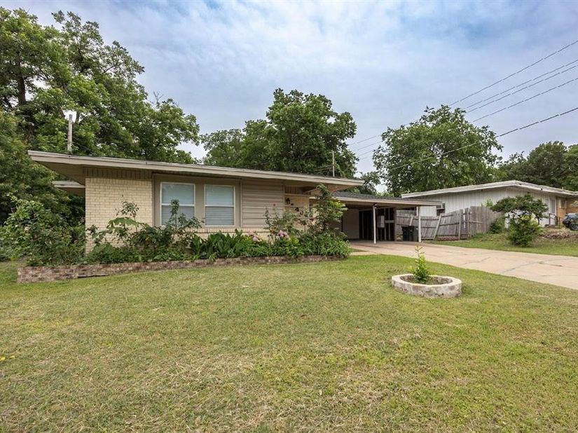 5405  Trail Lake Drive , Fort Worth Texas 76133