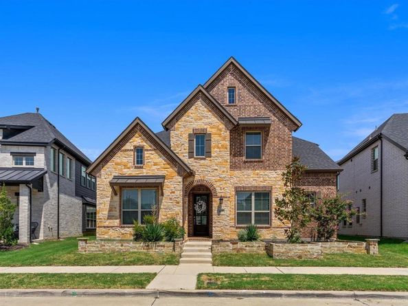 1815  Gresham Drive , Farmers Branch Texas 75234