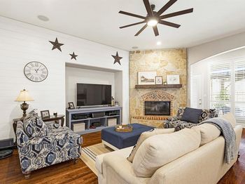 5749  Noble Oak Lane 