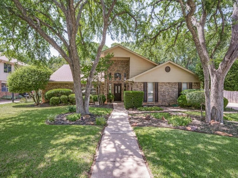 29  Creekmere Drive , Trophy Club Texas 76262