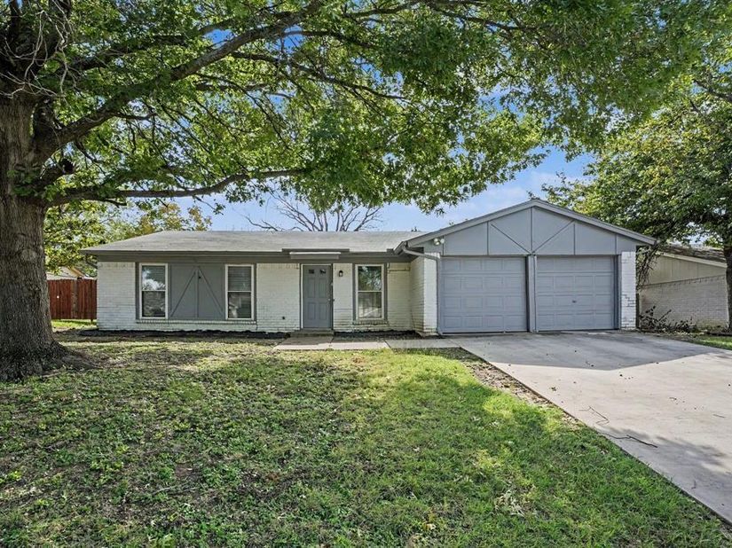 700  Prairie View Drive , Mansfield Texas 76063