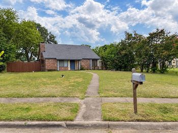 2926  Bonanza Lane  